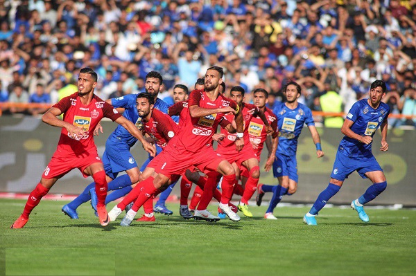 پرسپولیس در سرازیری، استقلال در سربالایی!