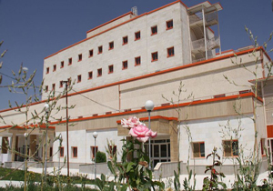 بیمارستان بروجن دهه فجر امسال به بهره‌برداری می‌رسد