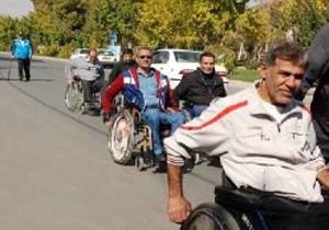 همایش ویلچررانی و پیاده روی جانبازان و معلولین در شهرکرد