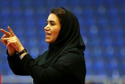ایرانمنش: دلگرمی فدراسیون برگزاری لیگ برای فوتسال بانوان است/ یکی از بازیکنان سایپا رفتار غیر عادی داشت