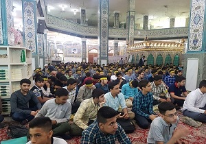 حضور دانش آموزان در جشن امامت امام زمان(عج)