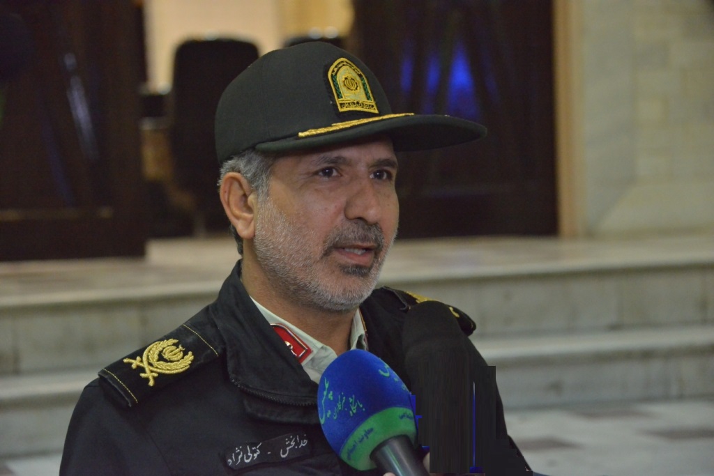 بصیرت افزایی، دین محوری مبنای اصول اخلاقی و درسی نیروی انتظامی