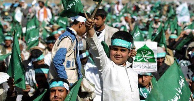 جشن میلیونی یمنی&zwnj;ها در آستانه میلاد پیامبر (ص) + تصاویر