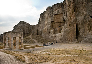 آغاز اقدامات حفاظتی از آثار تاریخی فارس