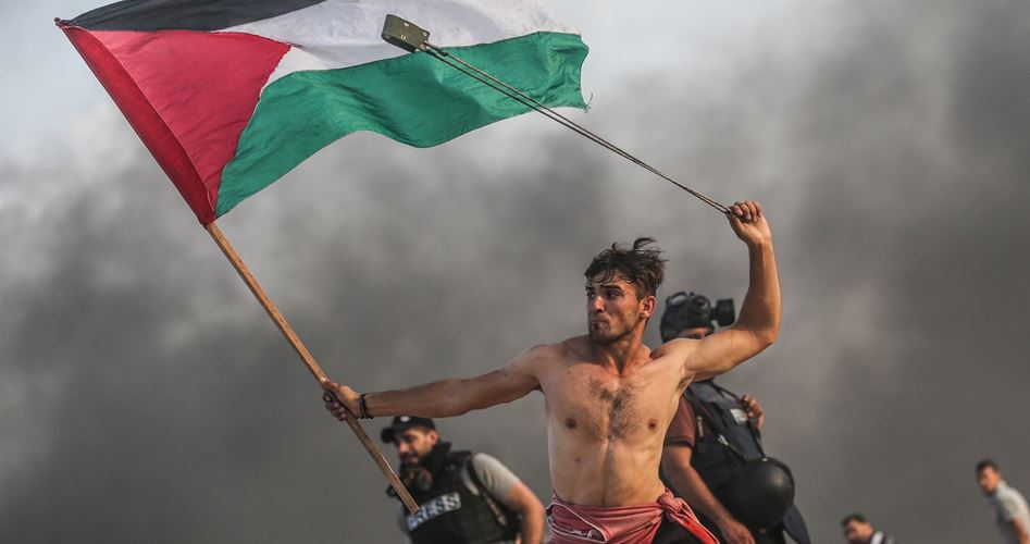 عکس جوان فلسطینی در بین ۲۰ عکس برتر گاردین+ تصویر