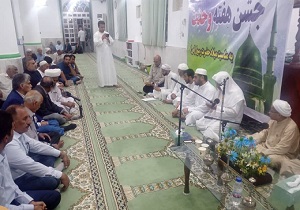 آغاز جشن&zwnj;های هفته وحدت با مولودی خوانی اهل سنت در هرمزگان