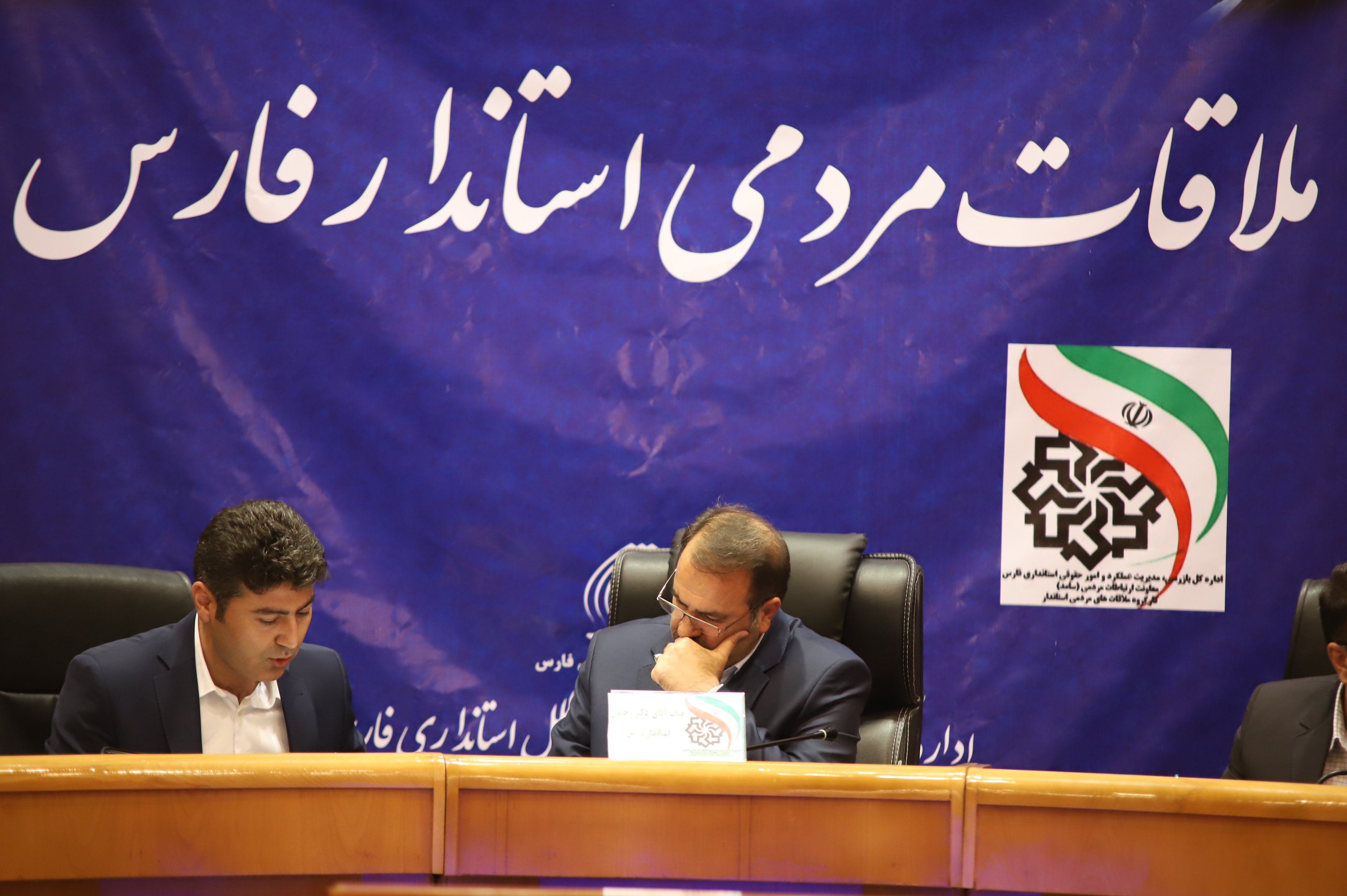 مدیران تصمیمات اتخاذ شده در دیدار&zwnj;های مردمی را با جدیت پیگیری کنند