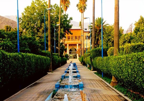 شیراز مقبره اسرار و تماشاگه راز