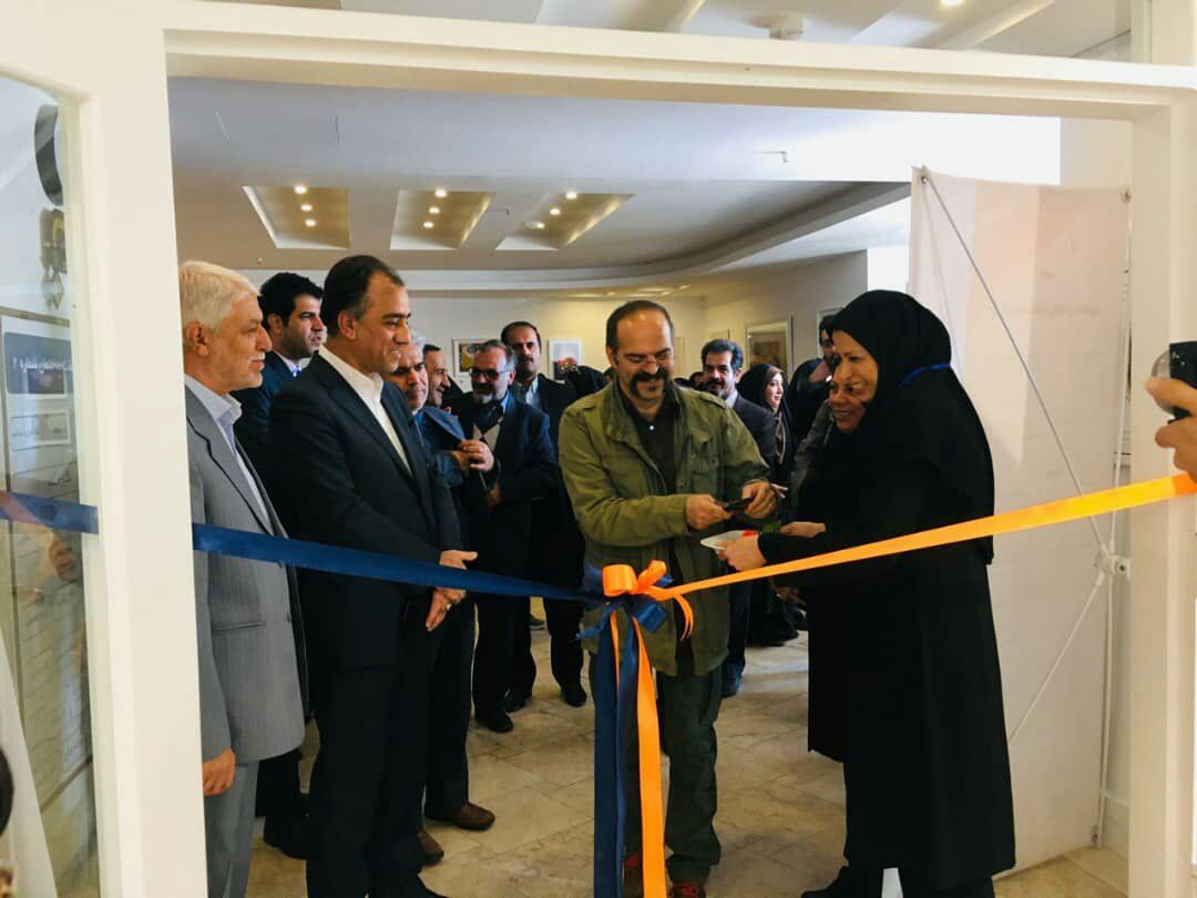 افتتاح نمایشگاه هفته تصویر گری در مشهد/پایه گذاری انجمن تصویرسازی در مشهد