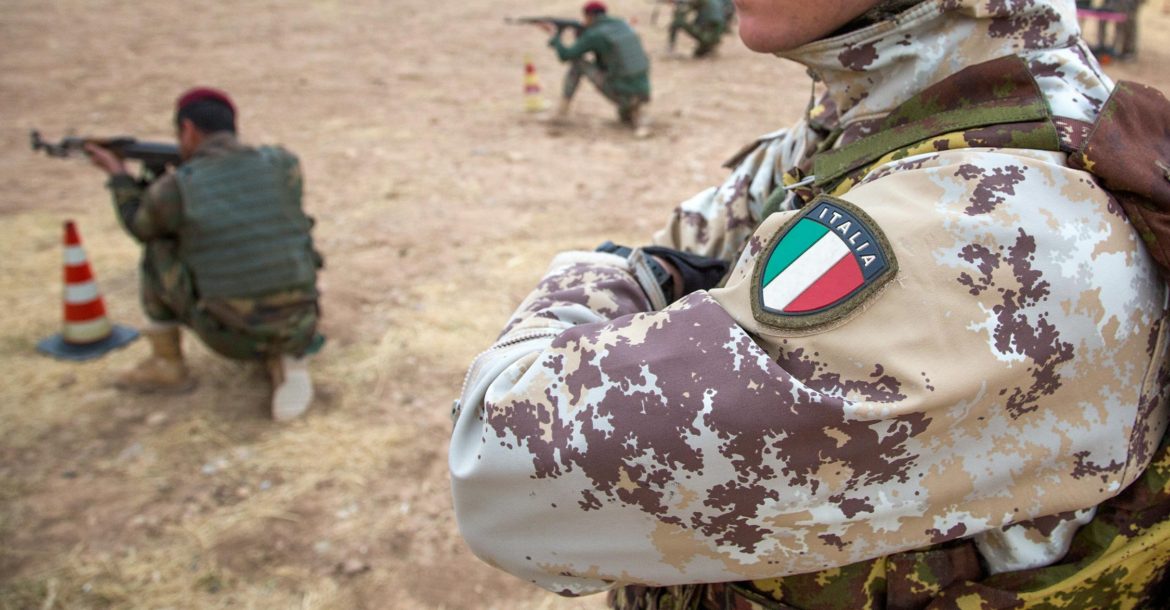زخمی شدن ۵ نظامی ایتالیایی در انفجار یک بمب دست ساز در عراق