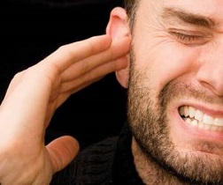 راه&zwnj;های ورود وز&zwnj;وز گوشتان را ببندید