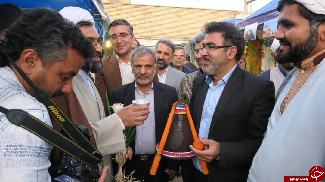 گشایش نخستین بازارچه صنایع دستی و هنر&zwnj;های سنتی در کازرون + تصاویر