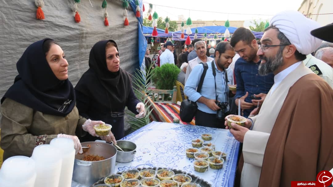 گشایش نخستین بازارچه صنایع دستی و هنر&zwnj;های سنتی در کازرون + تصاویر