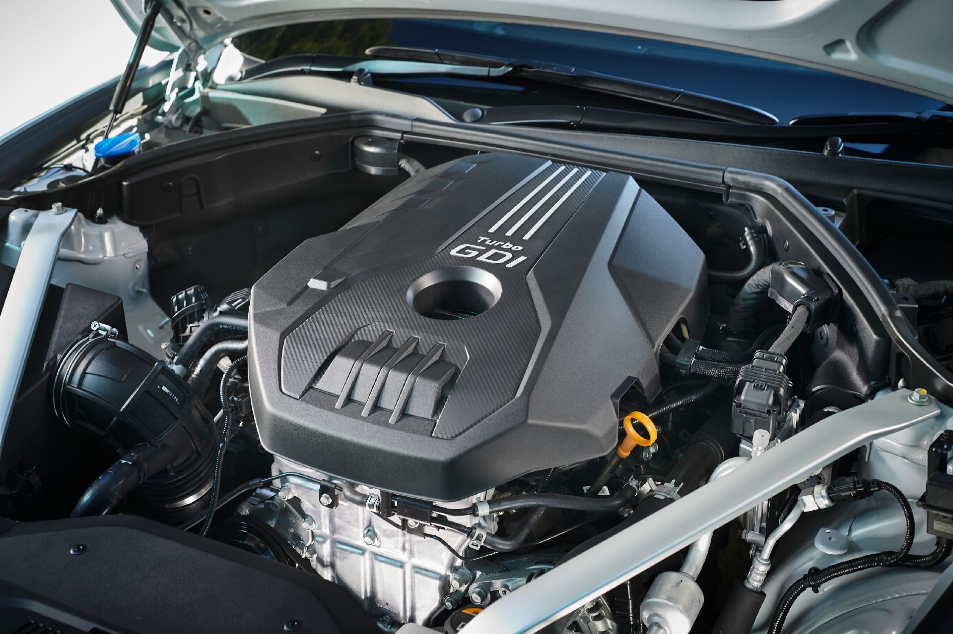 اطلاعات در مورد خودروی لوکس Genesis GV70 +تصاویر