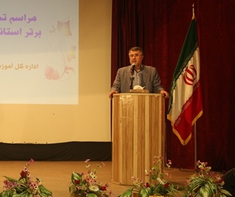 تجلیل از دانش آموزان و معلمان برگزیده پرسش مهر