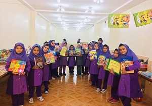 نمایشگاه بزرگ کتاب باغملک میزبان دانش آموزان