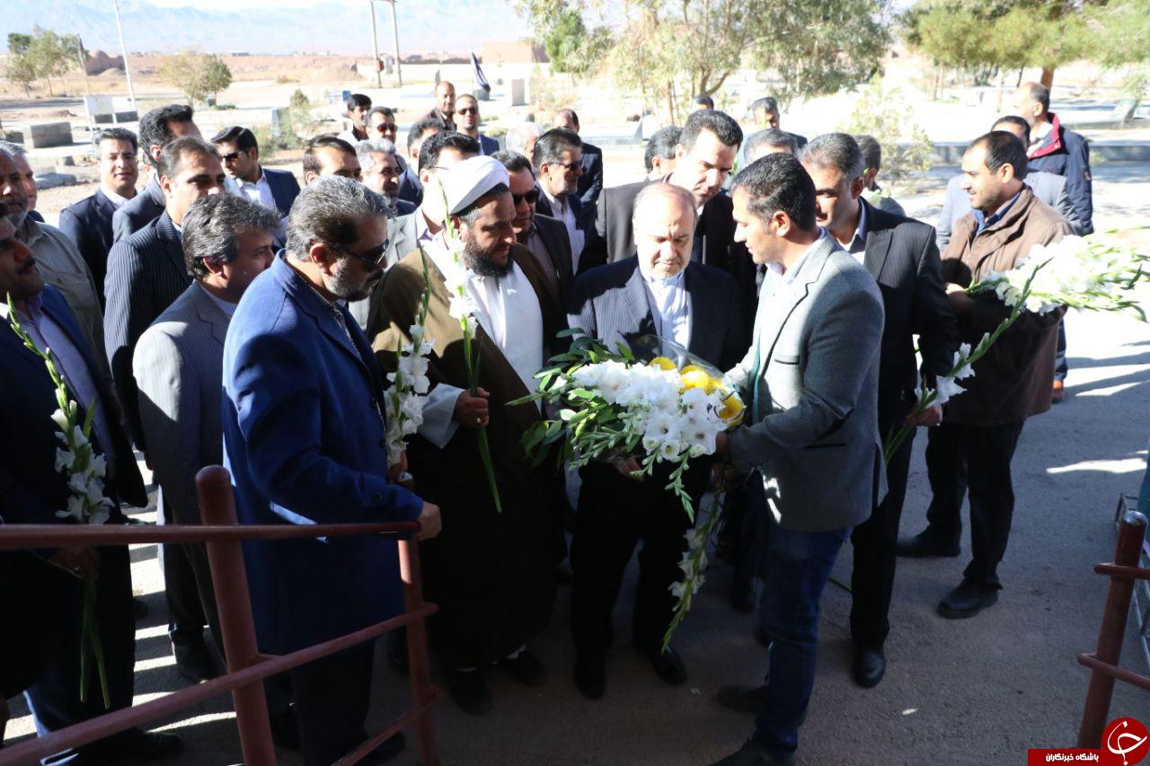 وزیر ورزش به مقام شامخ &laquo;شهید زنگی آبادی&raquo; ادای احترام کرد+ تصاویر