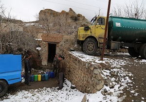 ارسال بیش از ۲ میلیون لیتر نفت سفید به روستا‌های صعب العبور اردبیل