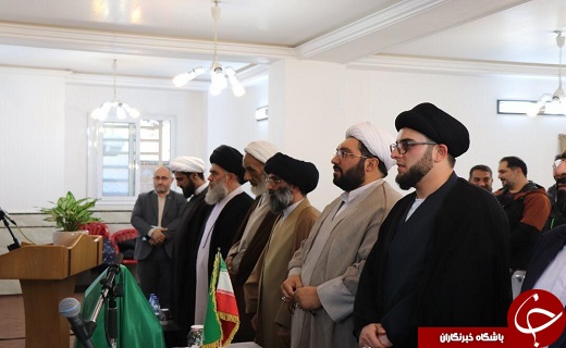کتاب تو در تو در قم رونمایی شد