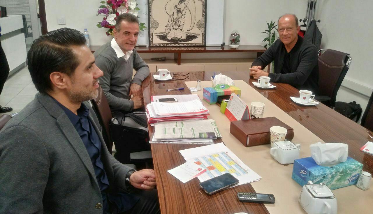 اما و اگر&zwnj;های جذب هافبک تهاجمی در باشگاه پرسپولیس/ زمان اردوی زمستانی مشخص شد
