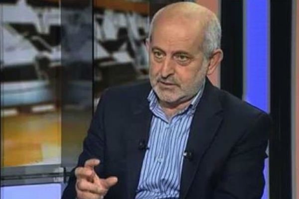 ترامپ با بهانه حمایت از کردها به دنبال کنترل نفت در سوریه است