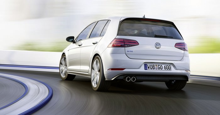 بررسی فنی نسخه جدید رندر فولکس گلف GTI