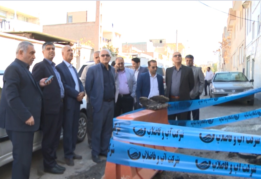 خسارت ۷ منزل مسکونی از نشت آب کنتور دردلیجان