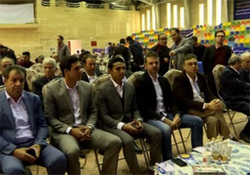 بازی جذاب ستاره‌های فوتبال و فوتسال کشور با ورزشکارانی که از اعتیاد رها شده‌اند + فیلم