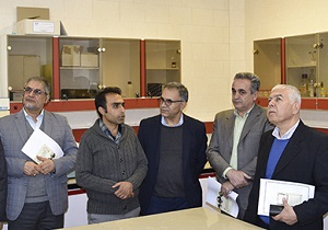 بازدید از پژوهشکده فنآوری جنین دام دانشگاه شهرکرد