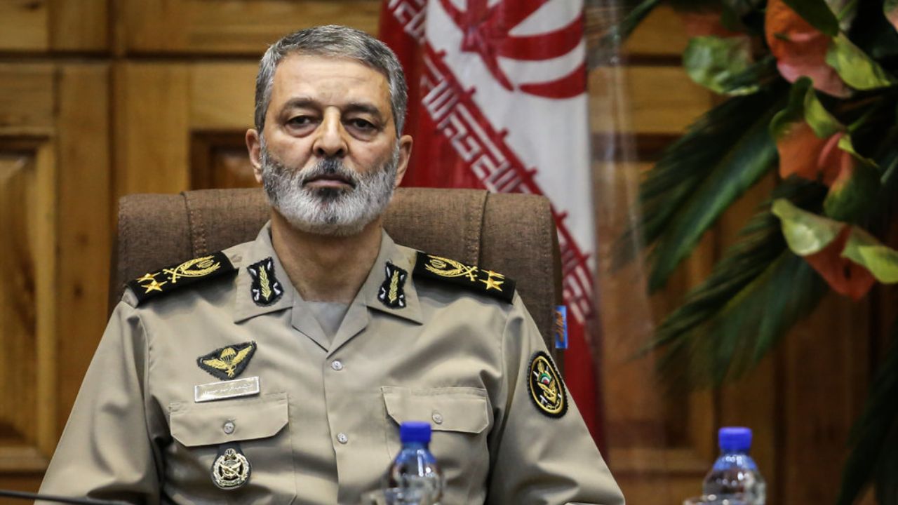 وقت اخراج بیگانگان از تنگه هرمز و خلیج فارس رسیده/ ایران زیر بار توهین و تضعیف نخواهد رفت