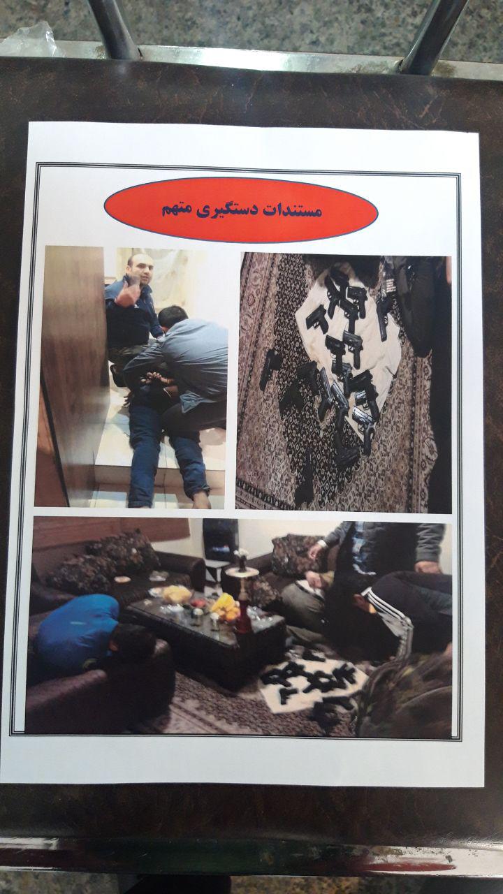کشف ۲۲ قبضه کلت کمری و ۲۰۰ فشنگ ۹ میلیمتری از قاچاقی اسلحه+ عکس