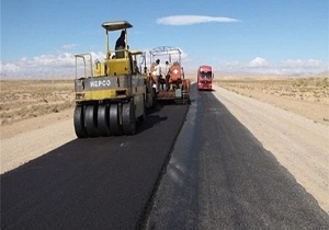 لکه گیری و روکش آسفالت بالغ بر ۲۲۰ کیلومتر راه ارتباطی