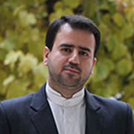 نظام سرمایه‌داری غرب رو به اضمحلال است / اسلام هراسی، ترفند مکرون برای اختلاف‌افکنی بین جلیقه‌زردها
