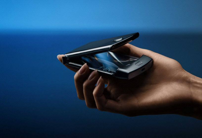 تصاویر جدید و تیزر تبلیغاتی موتورولا RAZR 2019 منتشر شد + فیلم