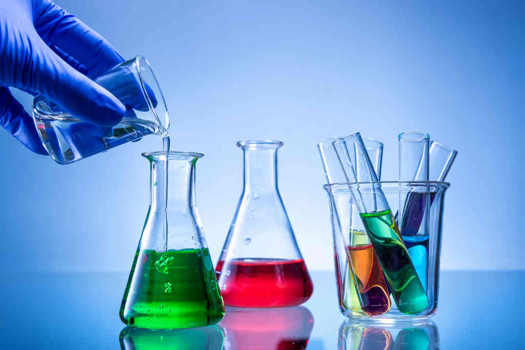 افزایش 62 درصدی شرکت&zwnj;کنندگان نمایشگاه مواد و صنایع شیمیایی و تجهیزات آزمایشگاهی
