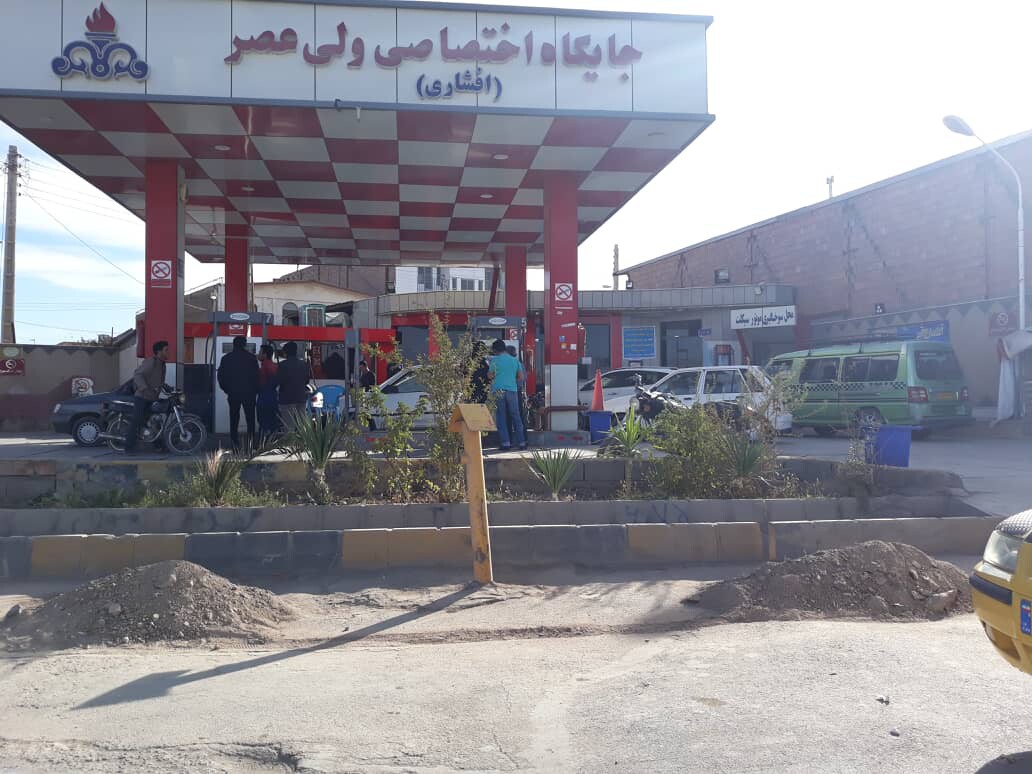 روال عادی سوختگیری در جایگاه های سوخت کشور + تصاویر