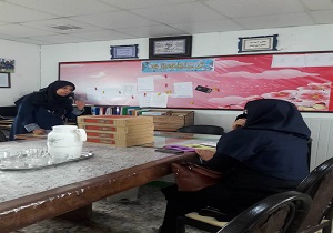 بازدید کتابداران کتابخانه ولیعصر(عج) آبادان از دبستان پروین اعتصامی