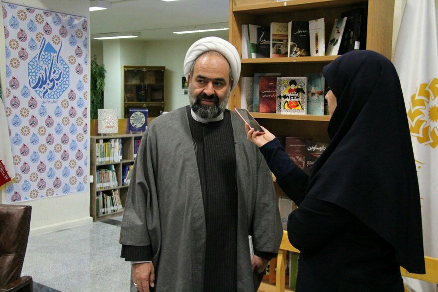 طلوع کتابخوانی / قصه پیرمردی که گذر عمر  او را با انگیزه تر کرده