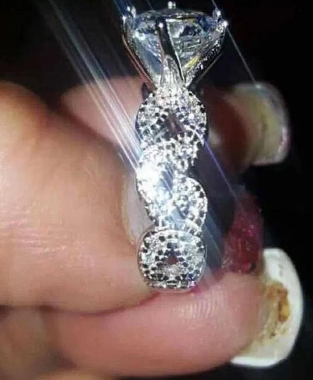 پشیمانی عروس بیچاره از انتشار عکسی در فیسبوک +تصویر