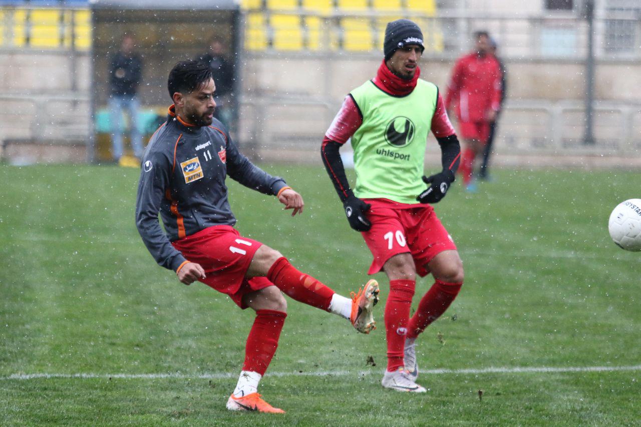 تمرین پرسپولیسی&zwnj;ها زیر بارش برف برگزار شد