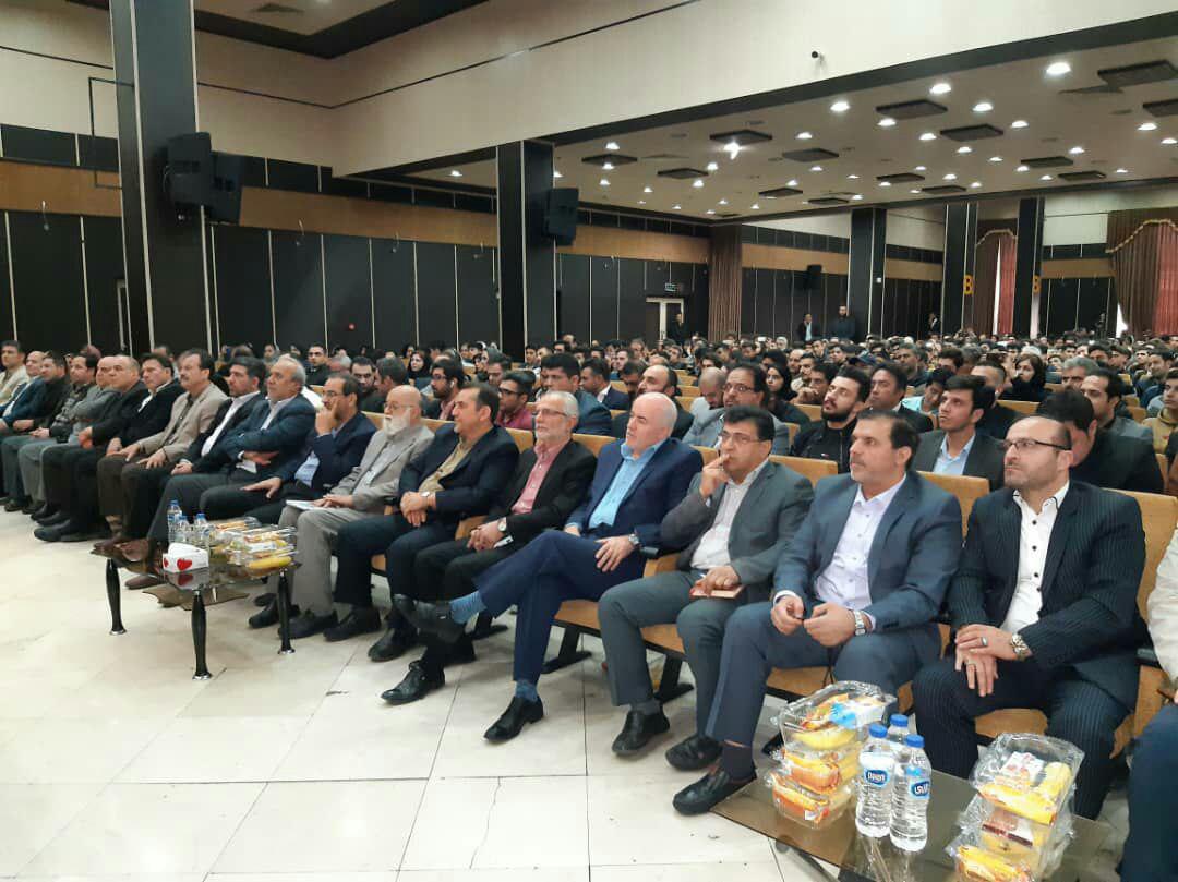 همایش بزرگ ورزشکاران جبهه مردمی در تهران برگزار شد.