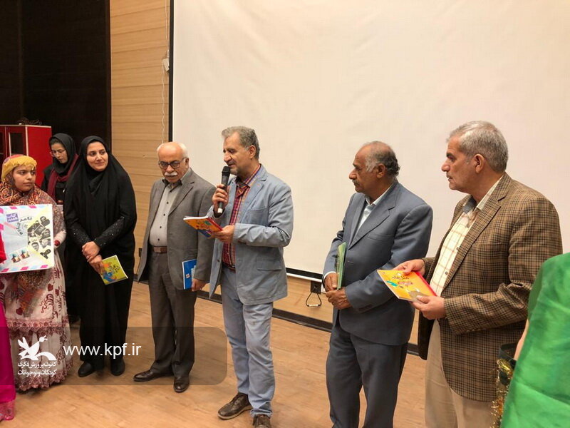 زیباترین کتاب‌ها در کنار دریا‌ها نوشته شدند