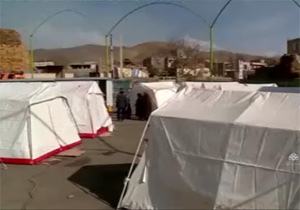 جدیدترین وضعیت امدادرسانی در شهرستان میانه، ۱۰ روز پس از زلزله + فیلم