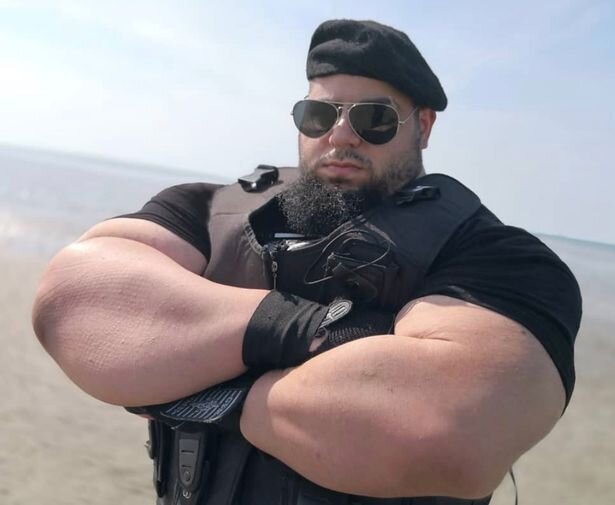 هالک ایرانی به سازمان بوکس bare-knuckle پیوست