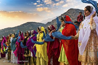 جشنواره رنگ‌ها در عروسی بختیاری
