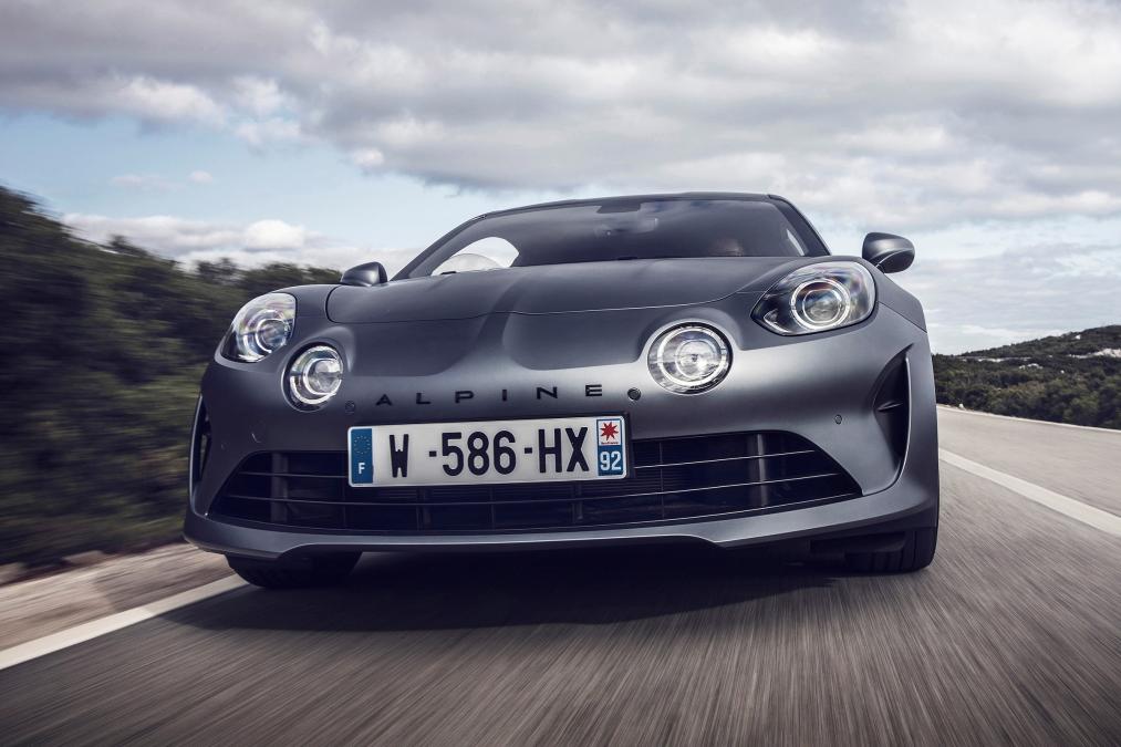 تجربه رانندگی با آلپاین A110S جدید + مشخصات