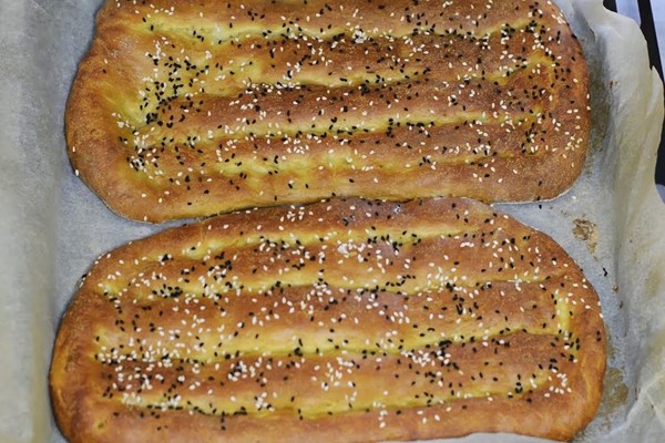 مواظب نان خوردن&zwnj;تان باشید!//گلی