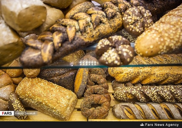 مواظب نان خوردن&zwnj;تان باشید!//گلی
