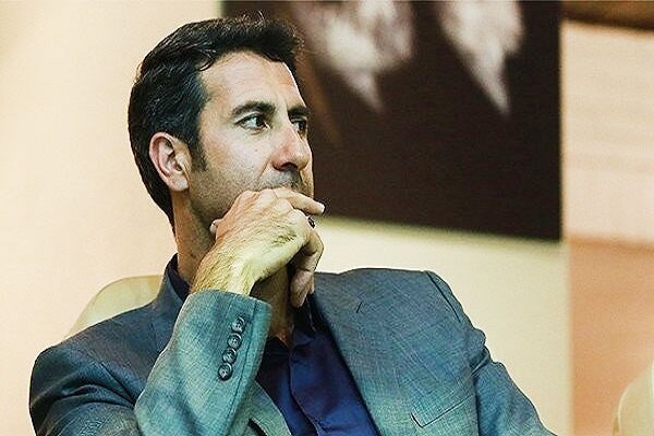 بهتر بود داورزنی قبل از ثبت نام، استعفا می&zwnj;کرد/ تاخیر در برگزاری انتخابات ضربه بزرگی به والیبال زده است