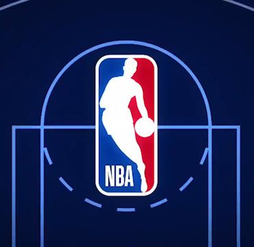 ۱۰ حرکت برتر شب گذشته بسکتبال NBA + فیلم
